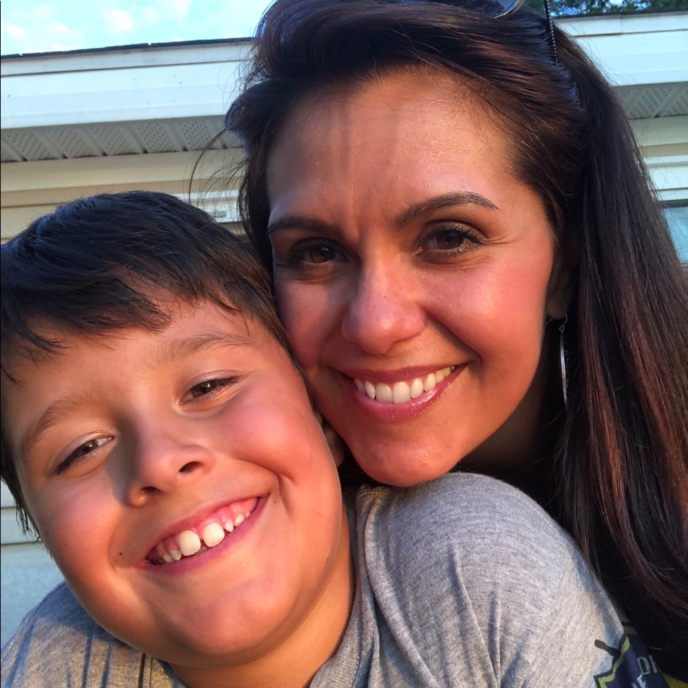 Meet your Posher, Cynthia